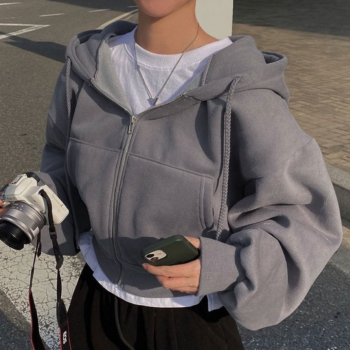 Oversized hoodie for women with practical pockets Lune London