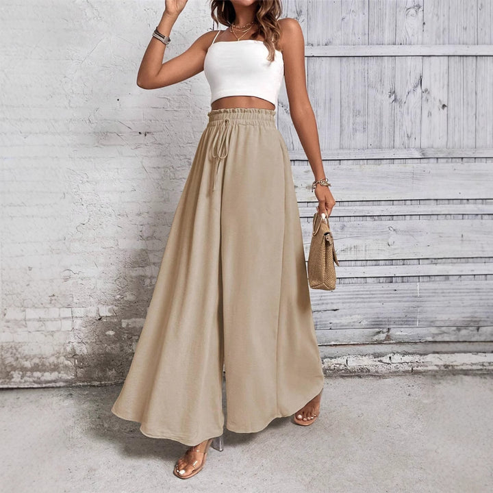Dresses for women with a loose fit and elastic waist Lune London