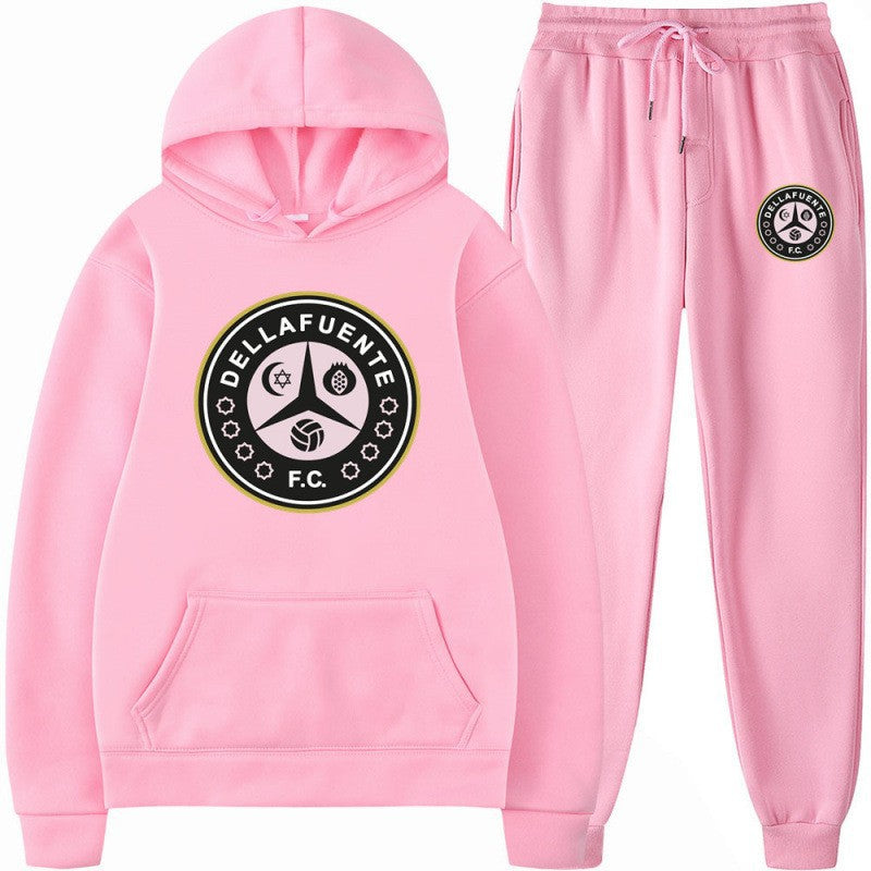 Women’s sweatshirt and jogging pants set with sporty club motif Chic & Stil