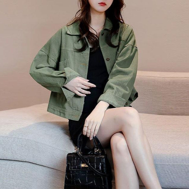 Veste en denim courte à la mode pour femmes avec fermeture à boutons pratique Chic & Stil