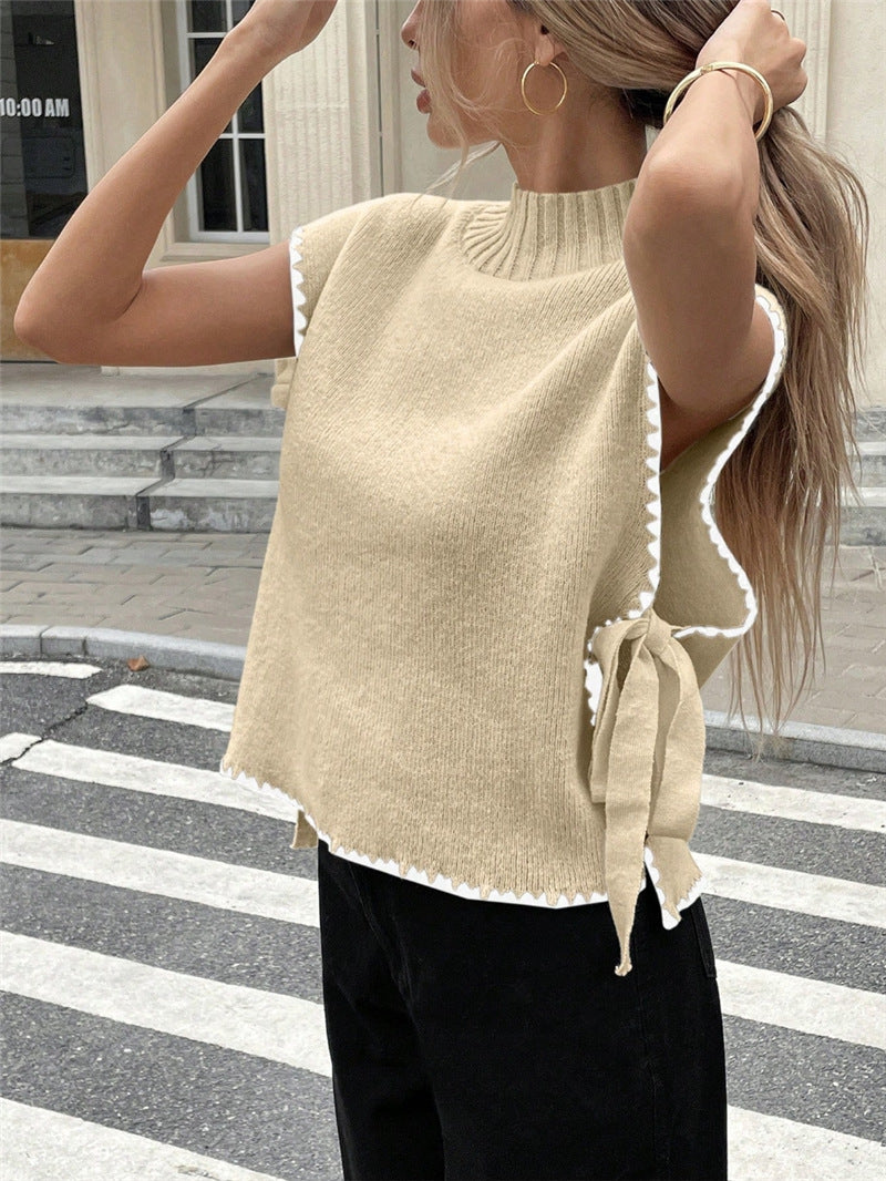 Knit top for women with unique cutouts and a playful knot Lune London