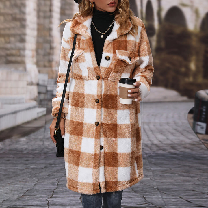Ladies winter velvet jacket with checked design and practical pockets Lune London