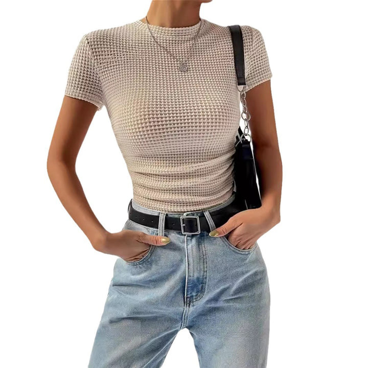 Fitted short t-shirt for women with embossed pattern Lune London