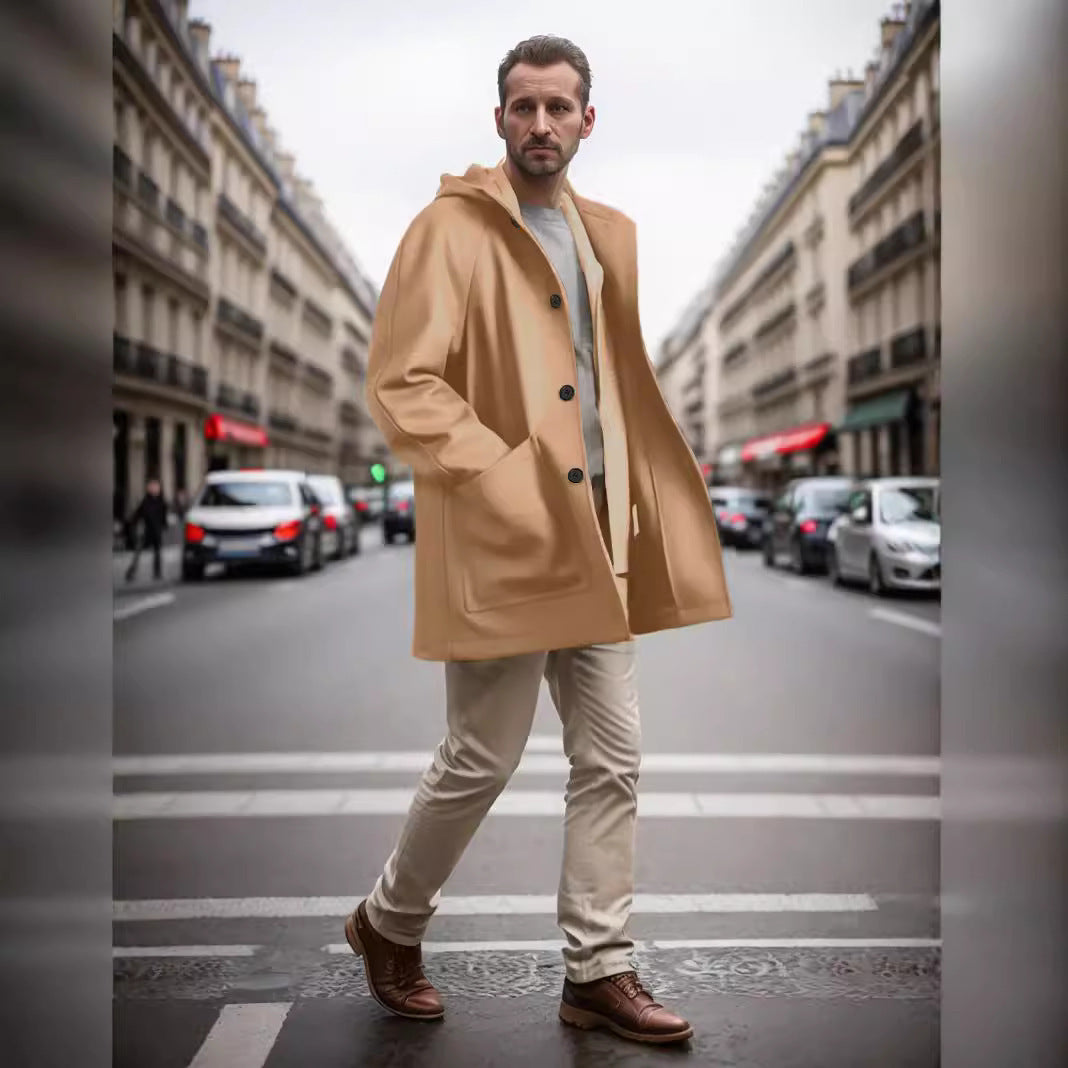 Practical and stylish hooded jacket for men in soft material Lune London