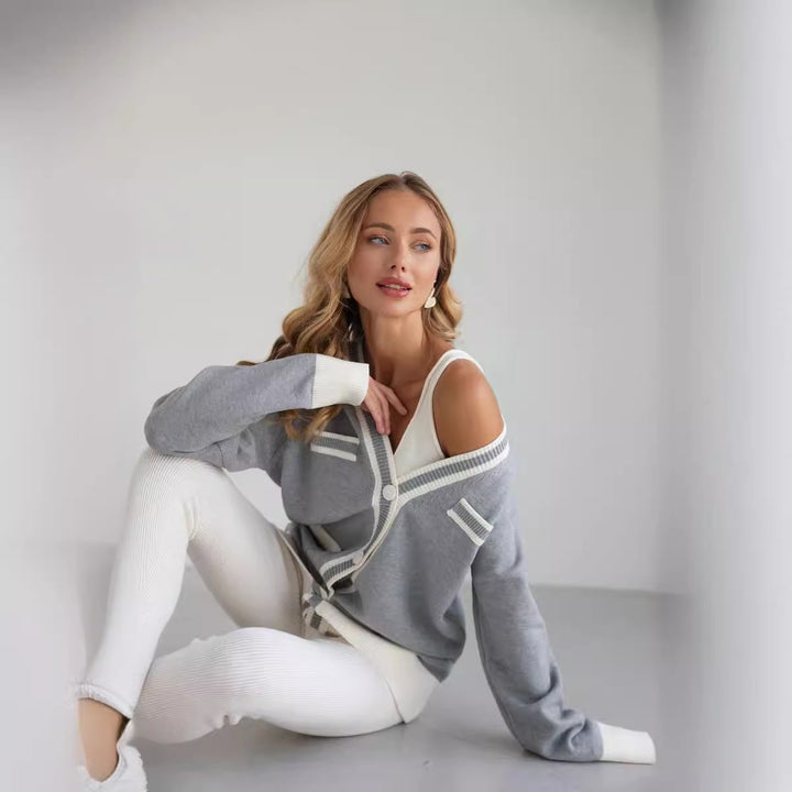 Comfortable sweater for women with contrasting details Lune London