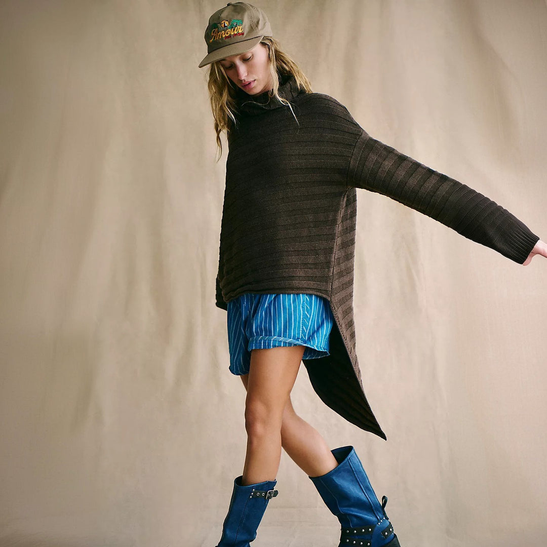 Oversized knit sweater for women with asymmetric cut Lune London