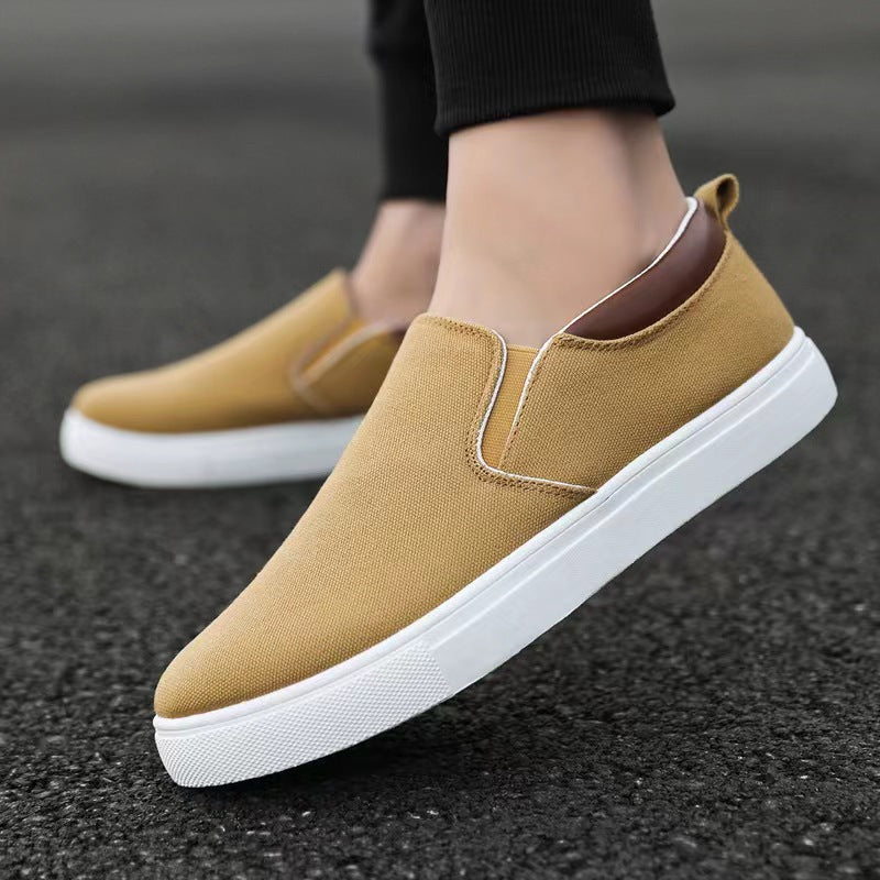 Comfortable slip-on sneakers for women with a breathable surface structure Lune London