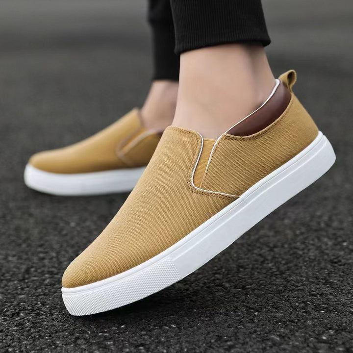 Comfortable slip-on sneakers for women with a breathable surface structure Lune London