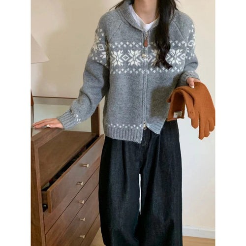 Cardigan pour femmes avec motif norvégien traditionnel et détails de zip élégants Chic & Stil