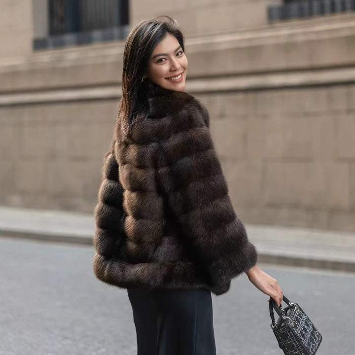 Ladies Elegant short jacket in luxurious faux fur with a voluminous design Lune London