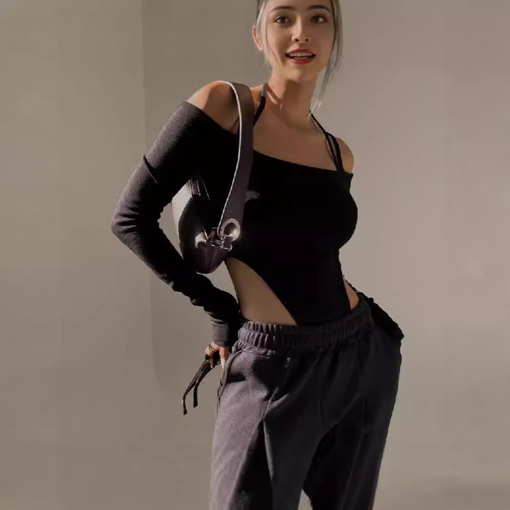 Women Elegant bodysuit with off-shoulder and long sleeves Lune London
