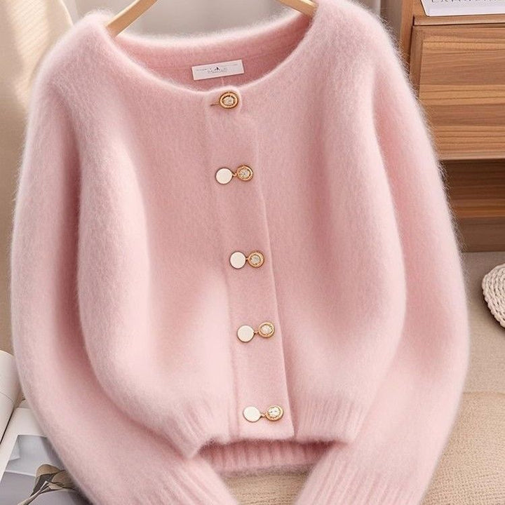 Cardigan confortable pour femmes avec des détails de boutons dorés Chic & Stil