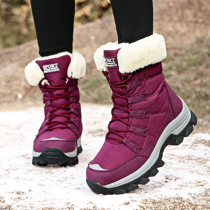 Winter boots for women with non-slip sole and insulating lining Lune London