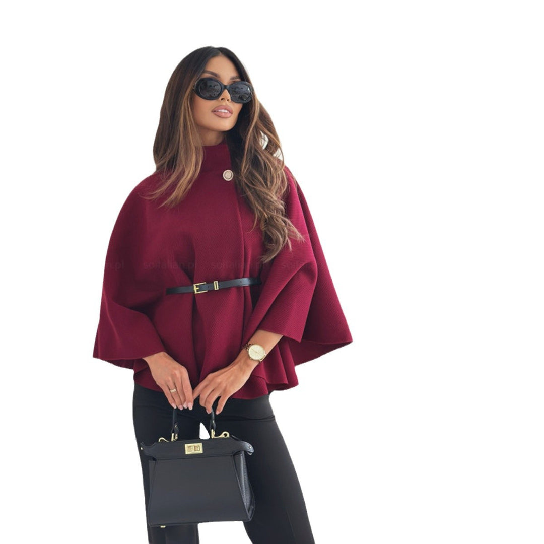 Women's cape coat with a stylish belt and an elegant structure Lune London