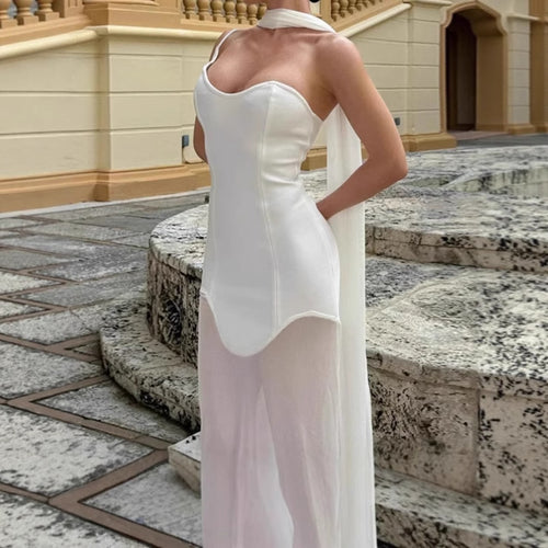 Women Elegant Long Evening Dress with Fluid Fabric and Strapless Lune London