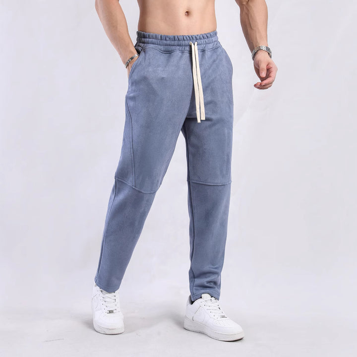 Men's sporty leisure pants with soft inner lining and practical pockets Lune London