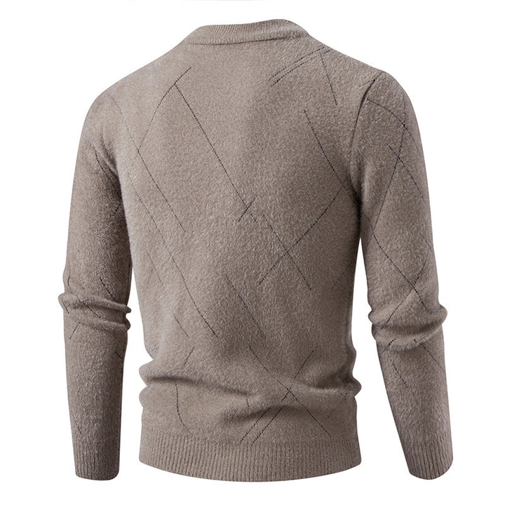 Fine knit sweater for men with a modern cable pattern Lune London