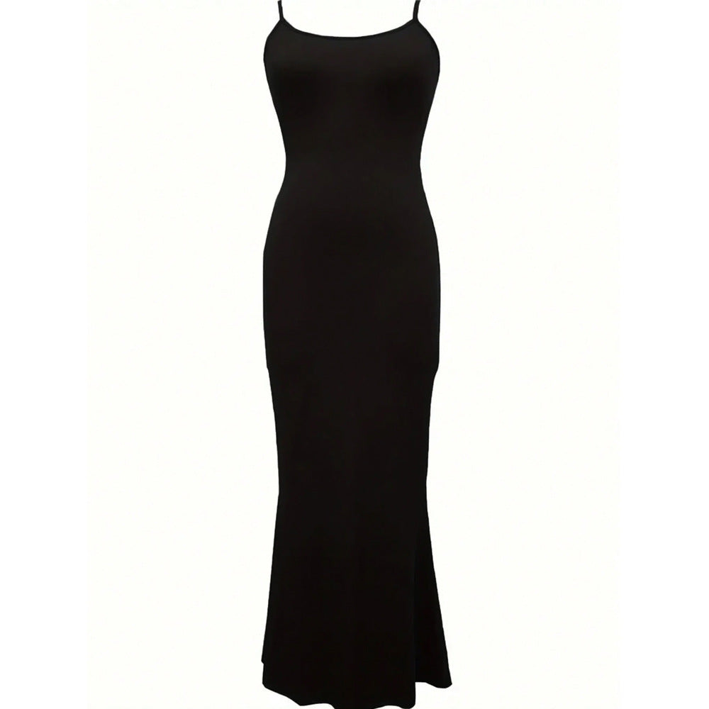 Elegant maxi dress for women with narrow spaghetti straps and a fluid cut Chic & Stil