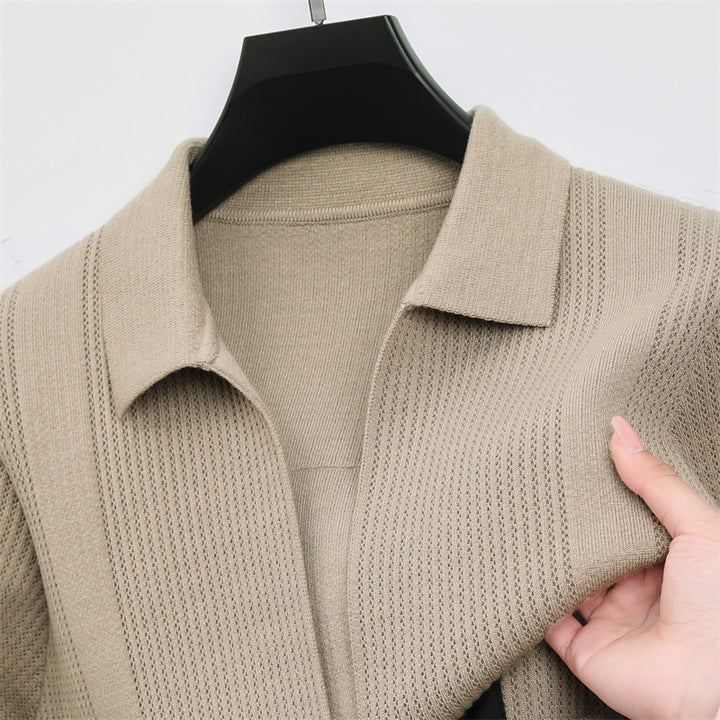 Lady cardigan with modern honeycomb pattern and fine collar Lune London