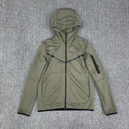 Sporty fleece jacket for men with adjustable hood and functional zip pockets Lune London