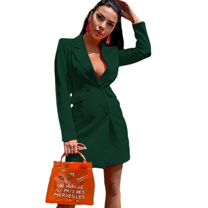 Elegant blazer dress for women with double-breasted buttons and fitted cut Lune London