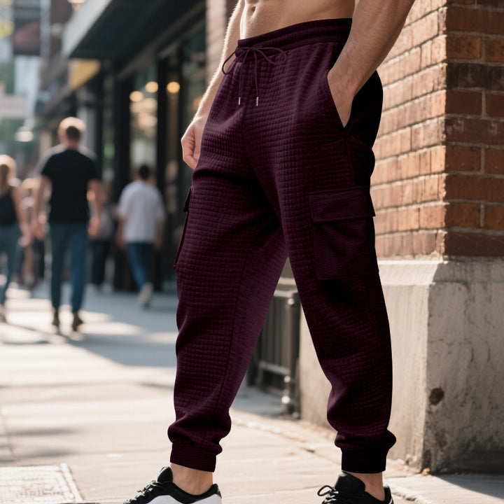 Men's cargo sweatpants with practical modern pockets and elastic waistband Lune London