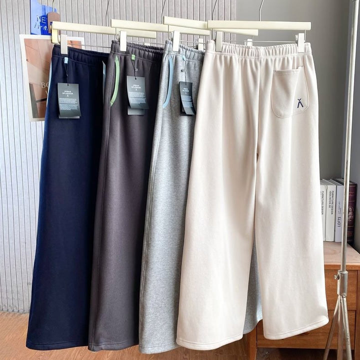 Pantalons de loisirs décontractés pour femmes avec taille élastique et poches latérales Chic & Stil