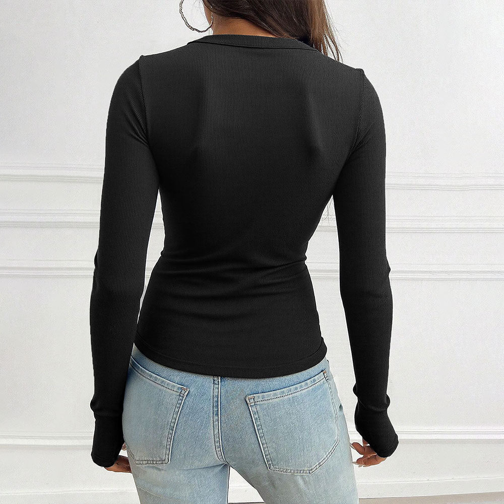 Chemise à manches longues pour femmes avec un décolleté en V à la mode et un design à boutons Chic & Stil