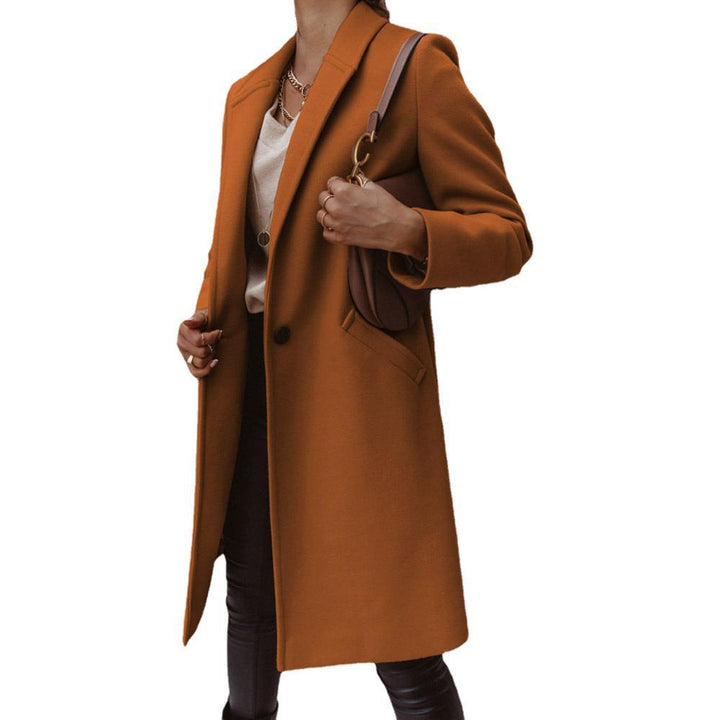 Ladies elegant long coat in high-quality wool blend with classic lapels Lune London