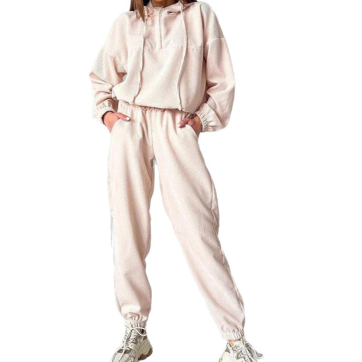 Women's Elegant Sports Set in Hoodie and Jogging Pants Lune London