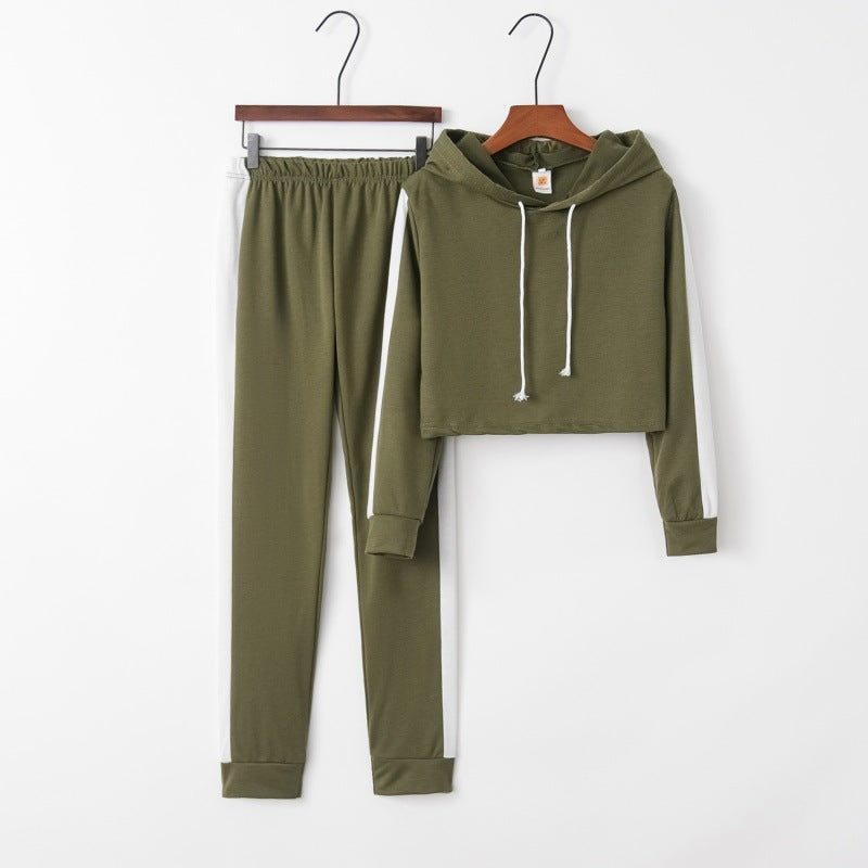 Women's sports set with short hoodie and leggings Lune London