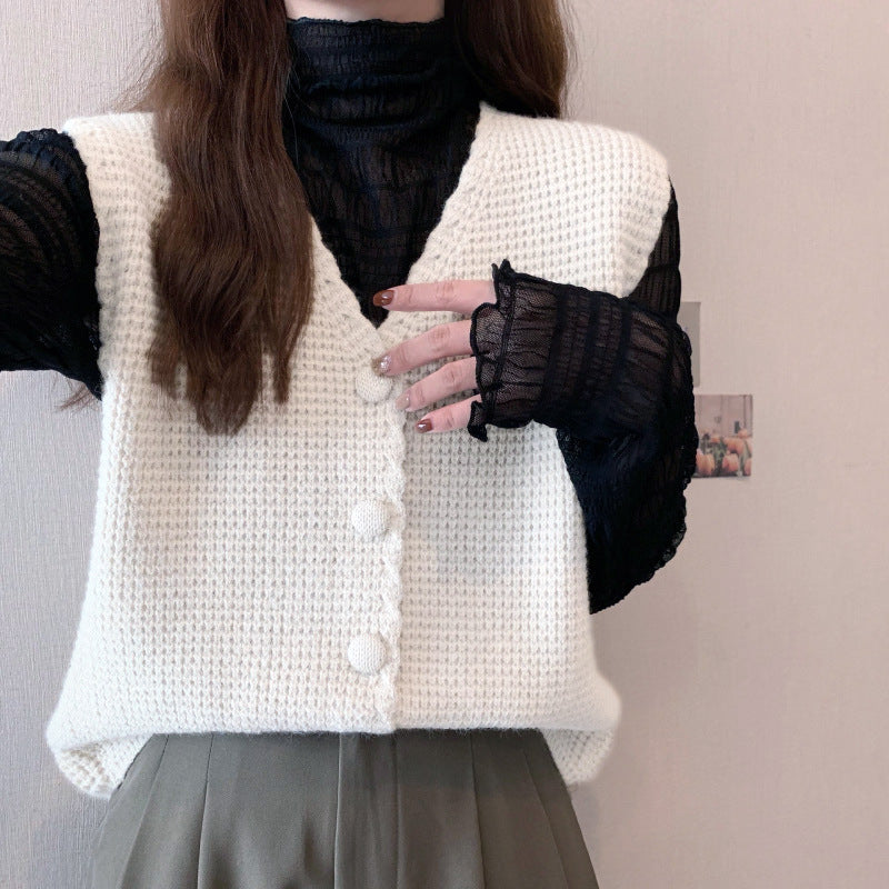 Ladies knitted vest Lune London