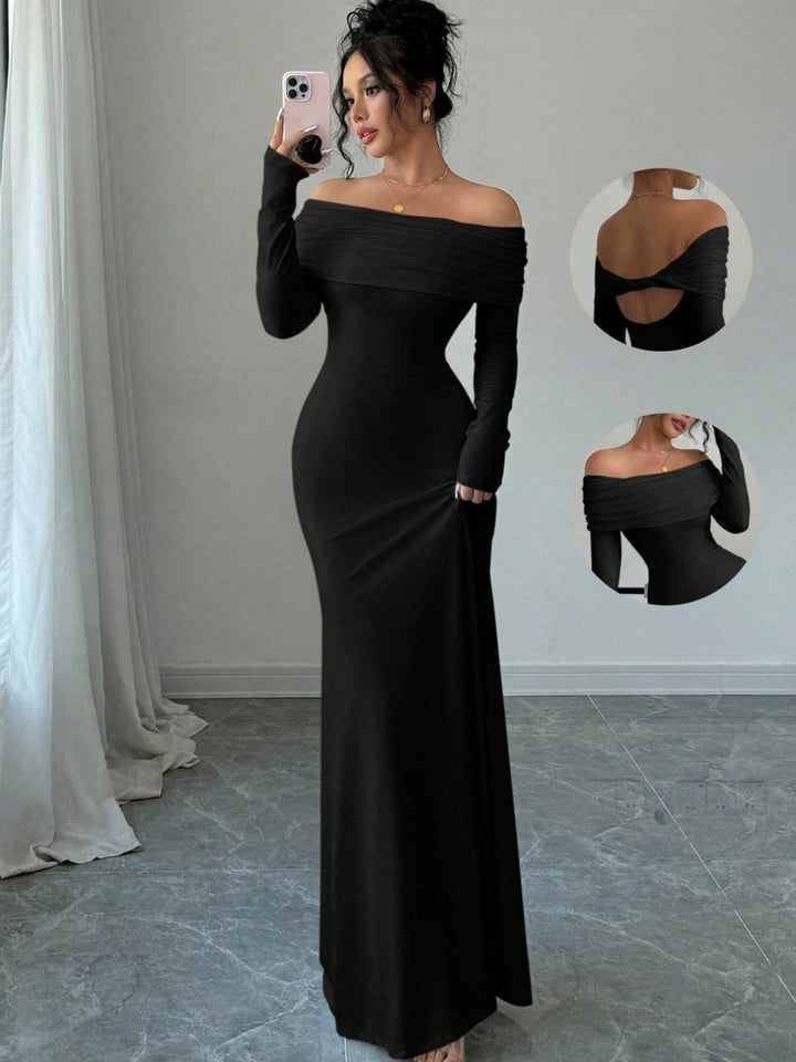 Elegant and fitted maxi dress with off-the-shoulder for women with long sleeves Lune London