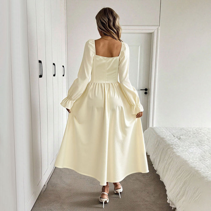 Elegant maxi dress for women with sophisticated drawstring and puff sleeves Chic & Stil