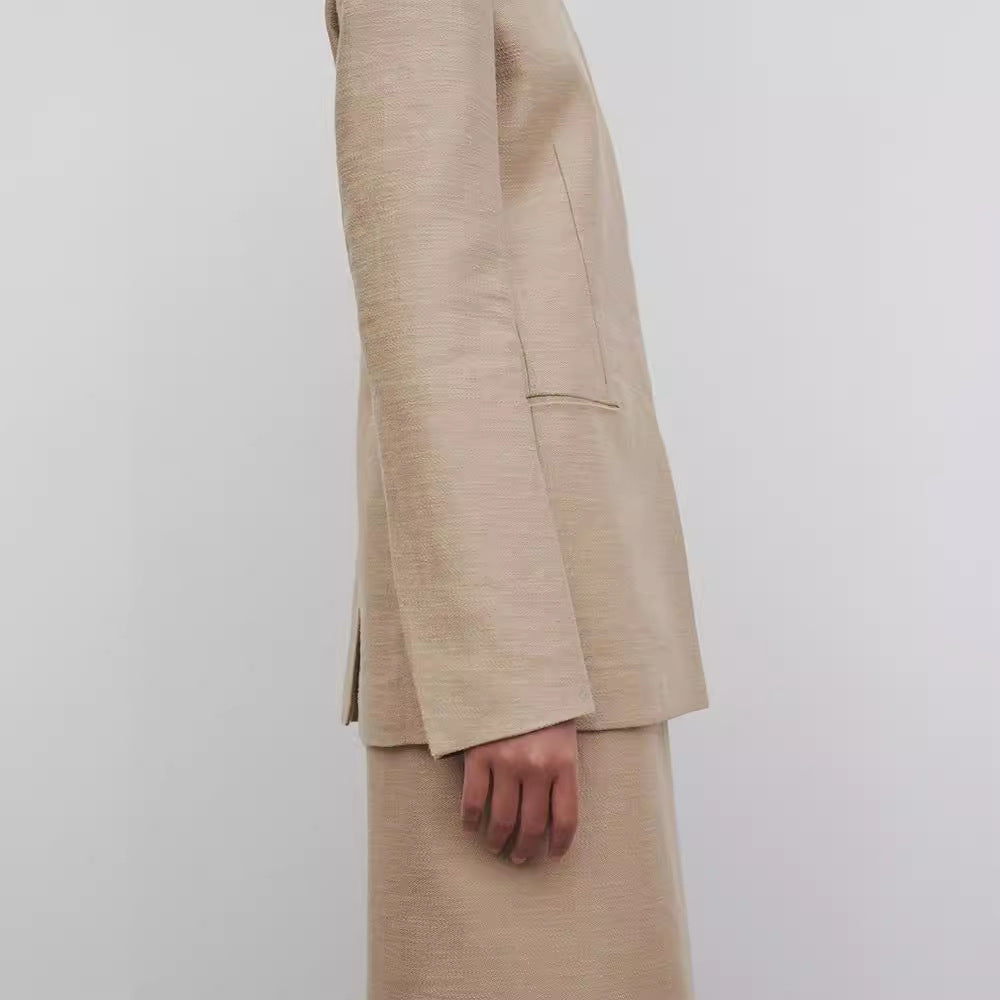 Blazer Élégant et Structuré pour Femmes avec Patte de Boutonnage Minimaliste Chic & Stil