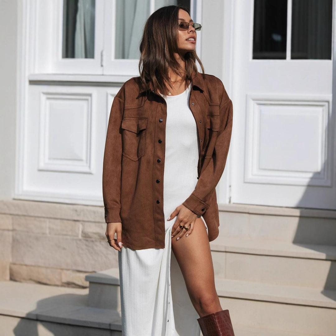Blouse surdimensionnée pour femmes en imitation suède douce Chic & Stil