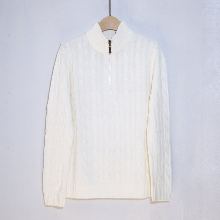 Elegant knitted sweater for men with half-zip closure and cable pattern Lune London