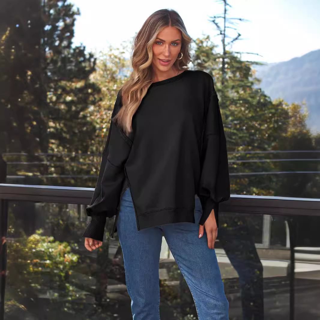 Oversized casual sweatshirt for women with wide collar and side openings Lune London