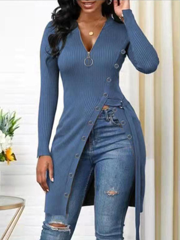 Fitted blouse for women with button details and a deep V-neck Lune London