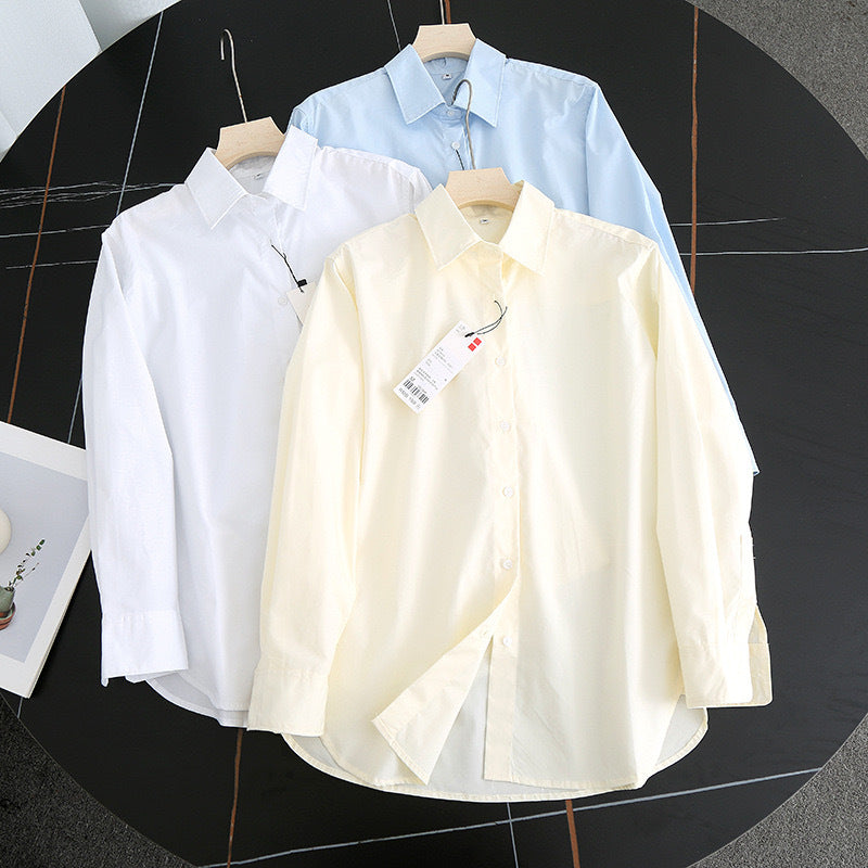 Blouse élégante et aérienne pour femmes avec col moderne Chic & Stil