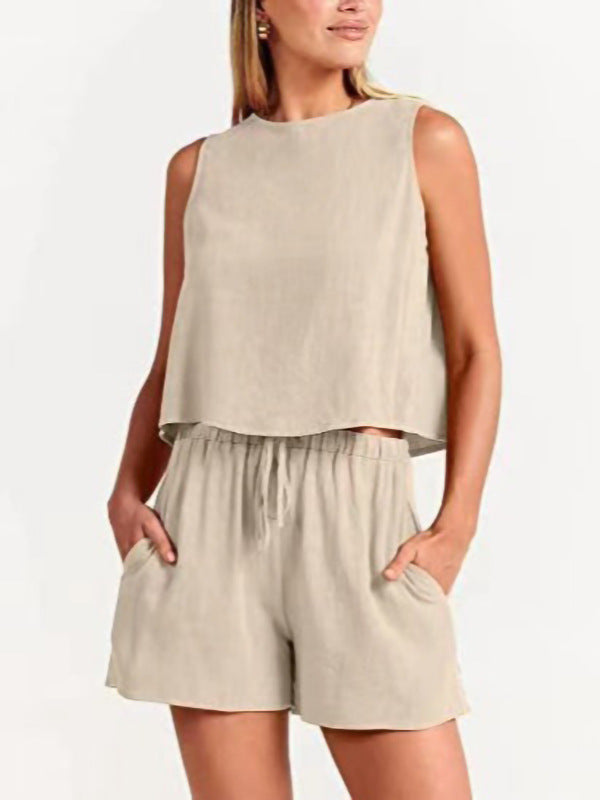 Ladies Relaxed Fitted Two-Piece Set Chic Shorts and Style