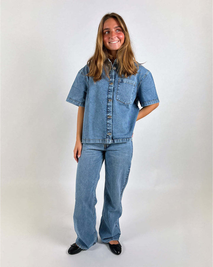 Women's denim shirt jacket in a casual oversized cut Lune London