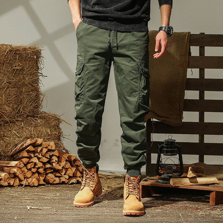 Men's cargo pants with several pockets Lune London