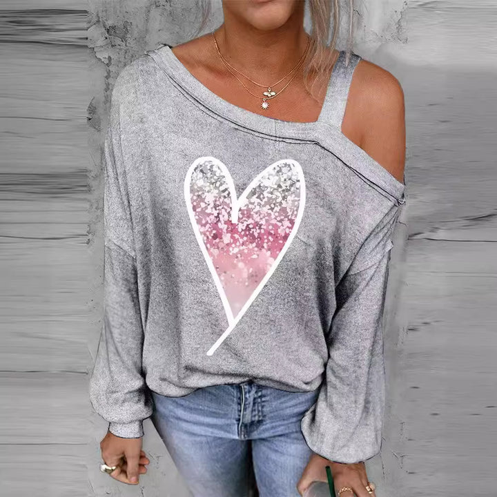 Oversized casual sweater for women with heart-shaped sequin design Lune London