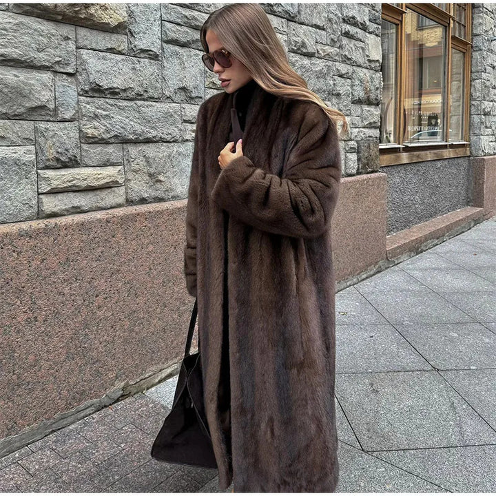 Ladies Luxury Faux Fur Coat with a Loose Fit and Elegant Details Lune London