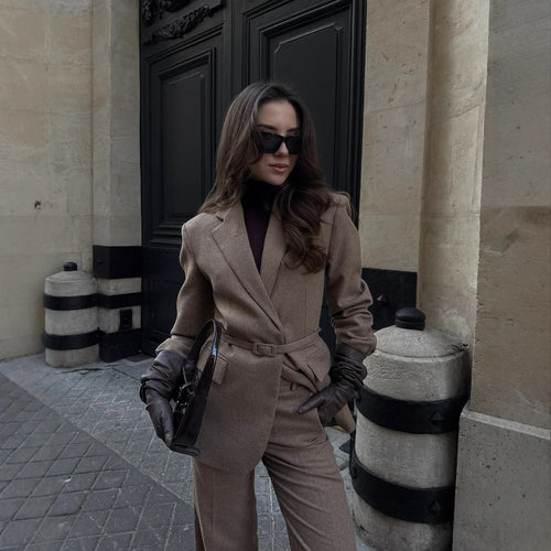 Fitted jacket for women with belt and side pockets Lune London