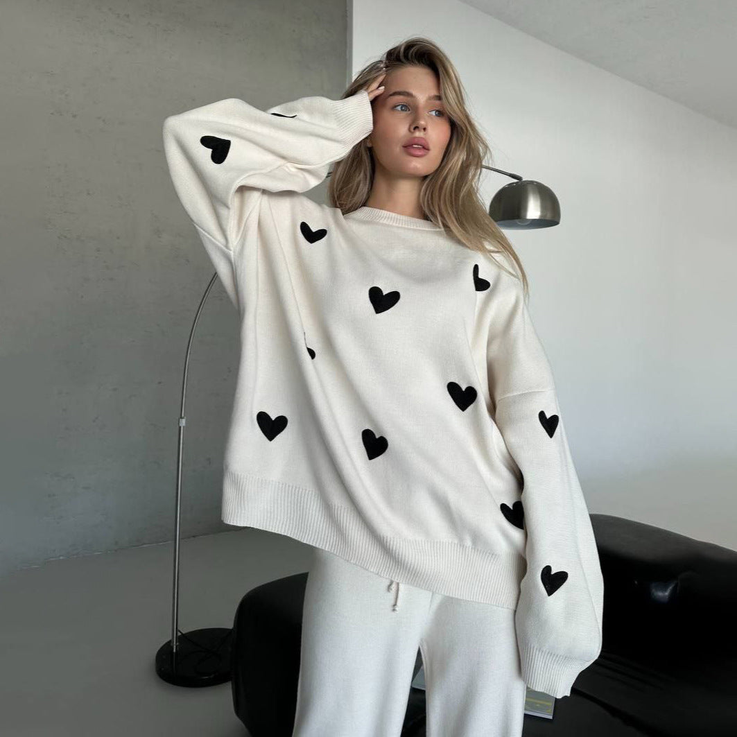 Oversized sweater for women with heart pattern Lune London