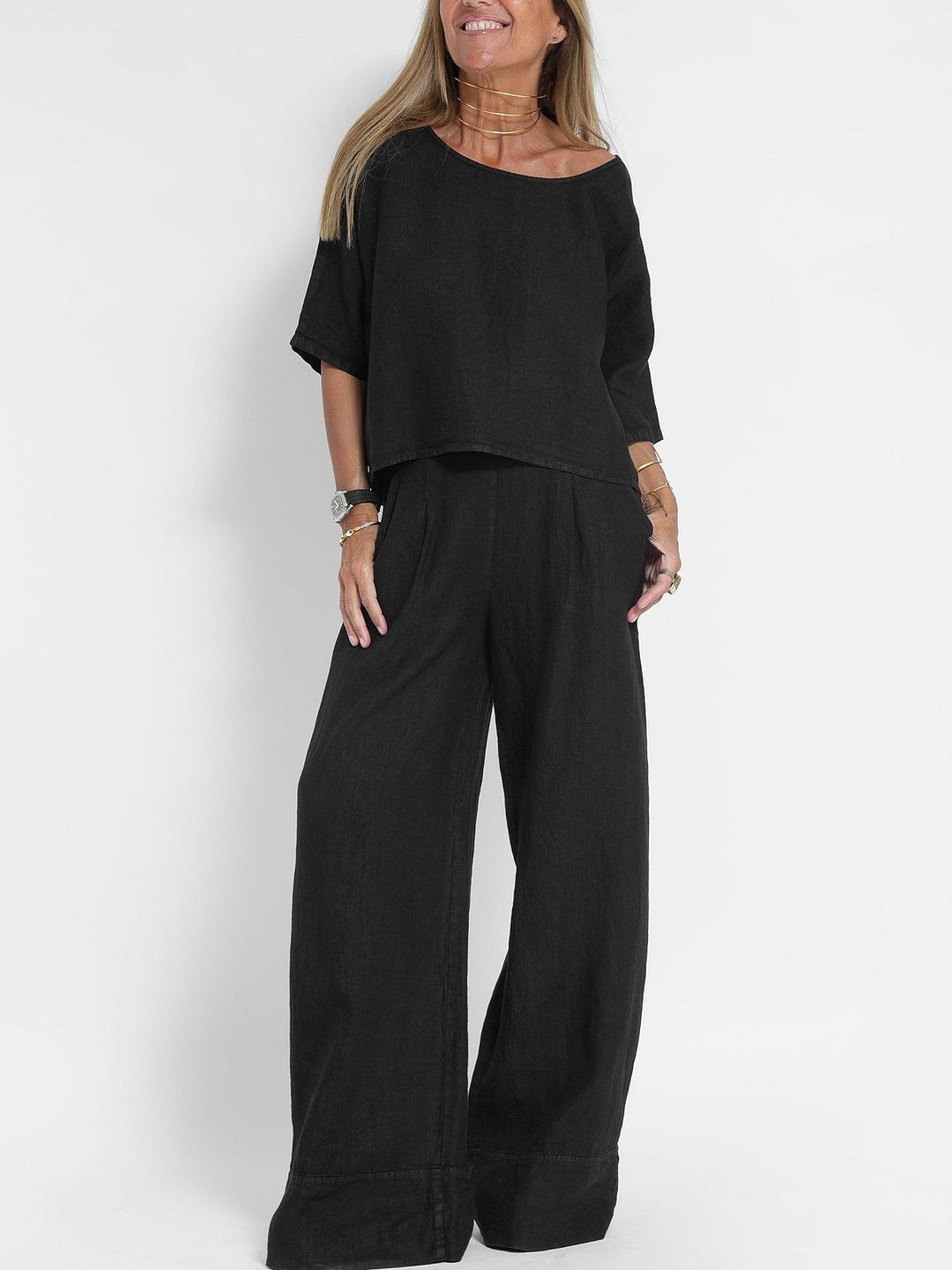 Lune London linen casual set for women with a loose top and palazzo pants