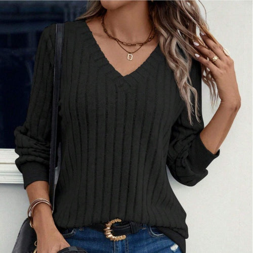 Women's sweater with V-neck and chic textured rib pattern