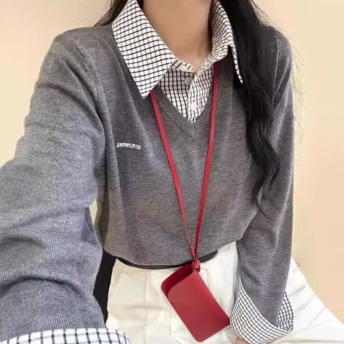 Casual V sweater for ladies with shirt collar and original design Lune London